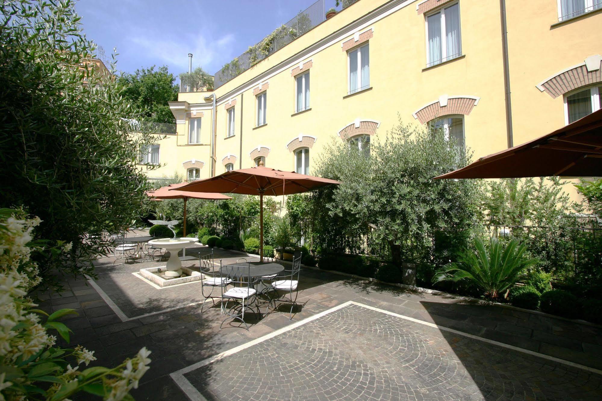 Ateneo Garden Palace Rome Extérieur photo